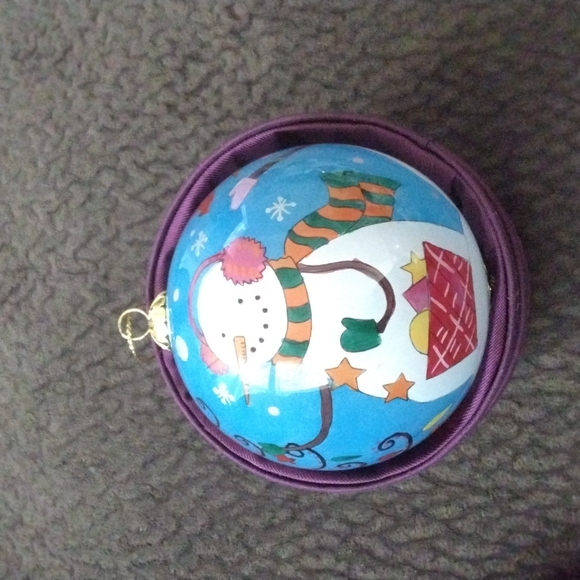 Pier 1 2007 Christmas Ornament blue "Li Bien" Snowmen - Picture 2 of 9